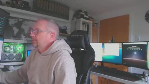 Oliver online show from January 2025 12:30:01 PM