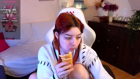 Snapshot of taissa_farmiga chatting on February 2025 11:58:01 PM Lizzy online show from February 2025 11:58:01 PM