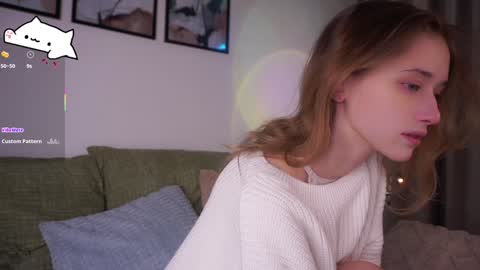 Snapshot of taitehambelton chatting on January 2026 01:54:02 AM Mia online show from January 2026 01:54:02 AM