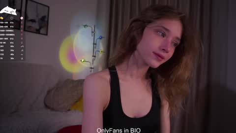 Snapshot of taitehambelton chatting on January 2026 01:53:02 AM Mia online show from January 2026 01:53:02 AM