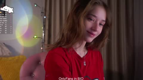 Snapshot of taitehambelton chatting on January 2026 01:20:01 AM Mia online show from January 2026 01:20:01 AM