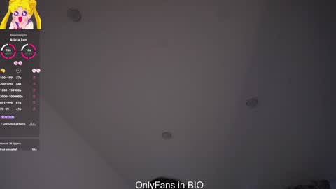 Snapshot of taitehambelton chatting on February 2026 07:51:01 AM Mia online show from February 2026 07:51:01 AM