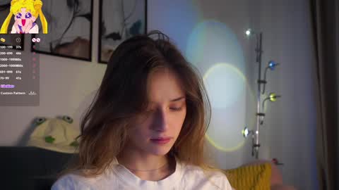 Snapshot of taitehambelton chatting on February 2026 01:28:02 AM Mia online show from February 2026 01:28:02 AM