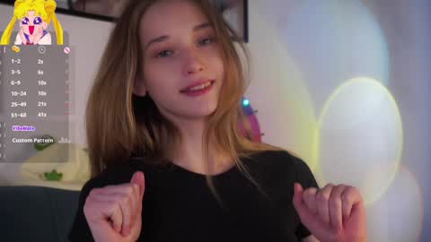 Snapshot of taitehambelton chatting on March 2026 05:02:02 AM Mia online show from March 2026 05:02:02 AM