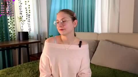 Molly online show from February 2026 02:09:02 AM