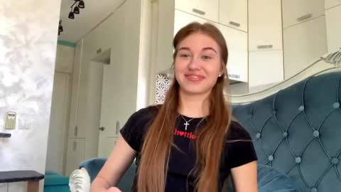 Snapshot of takakomunsterman chatting on April 2026 10:13:01 AM Nami online show from April 2026 10:13:01 AM