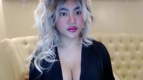 Snapshot of takemeinheaven1 chatting on February 2025 03:52:01 PM Lena online show from February 2025 03:52:01 PM