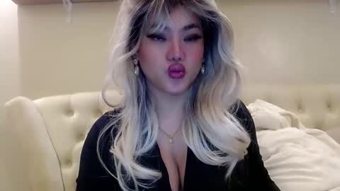 Snapshot of takemeinheaven1 chatting on February 2025 05:04:02 PM Lena online show from February 2025 05:04:02 PM