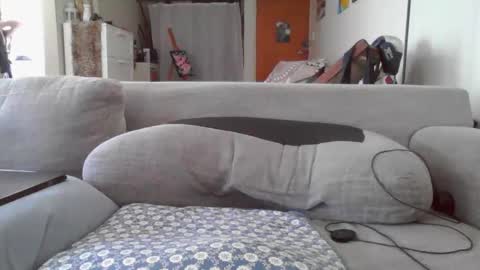 Snapshot of talent_scout_1 chatting on December 2024 03:40:01 AM Edge Master Flash online show from December 2024 03:40:01 AM