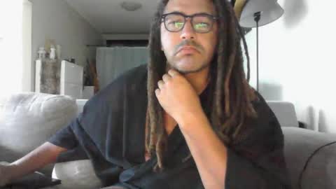 Snapshot of talent_scout_1 chatting on February 2025 08:59:01 PM Edge Master Flash online show from February 2025 08:59:01 PM