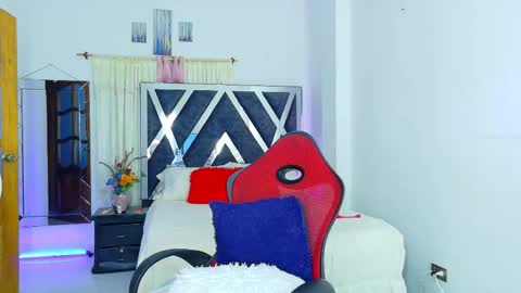 taliana  modelo independiente online show from March 2026 02:12:01 AM