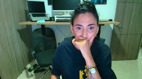 talianaprada_ online show from December 2025 11:46:02 PM