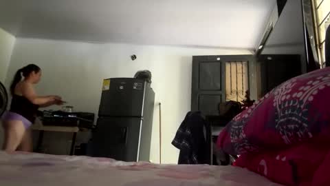 Snapshot of talianavega chatting on December 2025 12:13:02 PM tali online show from December 2025 12:13:02 PM