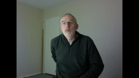 Snapshot of taliesin4321 chatting on February 2025 03:01:02 AM Jack Pierrot online show from February 2025 03:01:02 AM