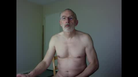 Snapshot of taliesin4321 chatting on February 2025 07:00:02 AM Jack Pierrot online show from February 2025 07:00:02 AM