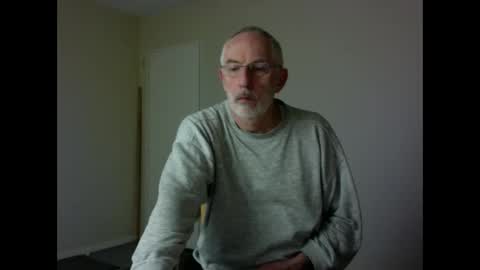 Snapshot of taliesin4321 chatting on February 2025 08:33:02 PM Jack Pierrot online show from February 2025 08:33:02 PM