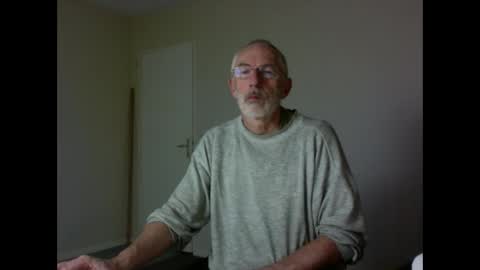 Snapshot of taliesin4321 chatting on October 2025 06:52:02 PM Jack Pierrot online show from October 2025 06:52:02 PM