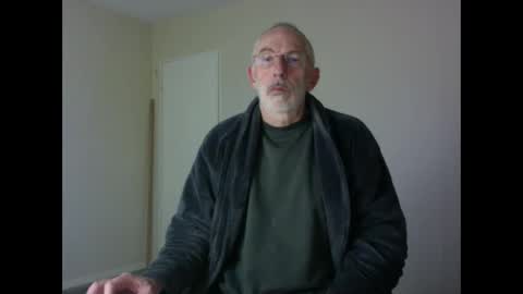 Snapshot of taliesin4321 chatting on November 2025 08:51:01 PM Jack Pierrot online show from November 2025 08:51:01 PM