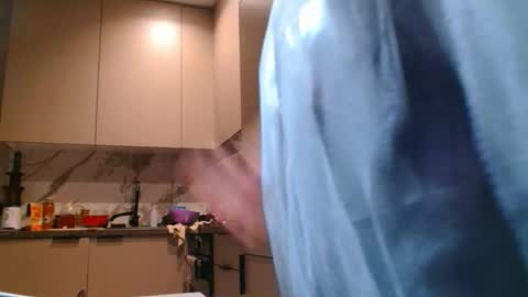  Kira  online show from October 2025 05:51:01 AM