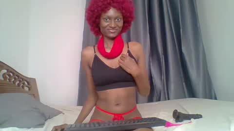Snapshot of talisha_smiley chatting on April 2026 03:22:02 PM talisha smiles online show from April 2026 03:22:02 PM