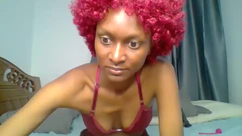 Snapshot of talisha_smiley chatting on April 2026 08:28:02 AM talisha smiles online show from April 2026 08:28:02 AM