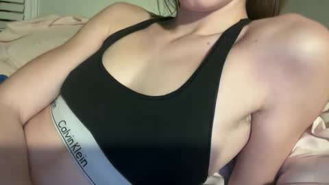 Snapshot of tallandsexyyy chatting on March 2026 10:18:02 AM tallandsexyyy online show from March 2026 10:18:02 AM