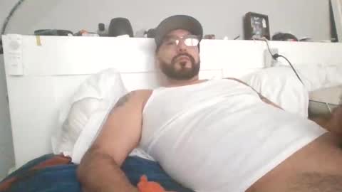 Snapshot of talllatino310 chatting on December 2025 06:16:01 PM talllatino310 online show from December 2025 06:16:01 PM