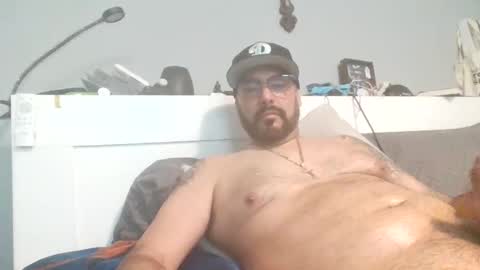 Snapshot of talllatino310 chatting on February 2026 10:29:01 PM talllatino310 online show from February 2026 10:29:01 PM