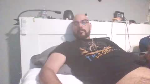 Snapshot of talllatino310 chatting on March 2026 05:19:01 PM talllatino310 online show from March 2026 05:19:01 PM