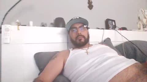 Snapshot of talllatino310 chatting on March 2026 04:40:02 PM talllatino310 online show from March 2026 04:40:02 PM