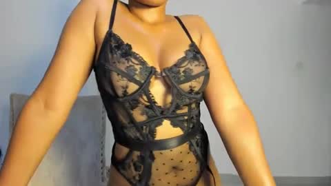 Jade online show from March 2025 01:48:01 PM