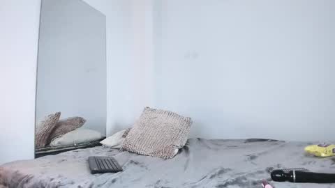 Snapshot of tallyteee chatting on March 2026 04:18:01 AM TallyTee online show from March 2026 04:18:01 AM