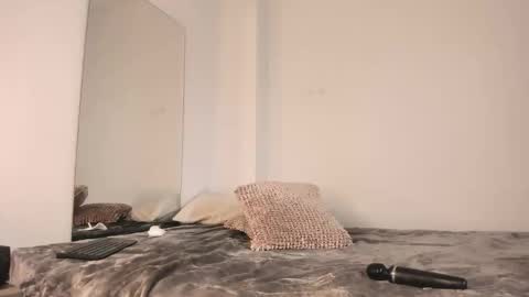 Snapshot of tallyteee chatting on April 2026 04:51:01 AM TallyTee online show from April 2026 04:51:01 AM