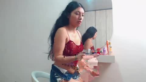 Snapshot of tamar4_f00x chatting on April 2026 01:01:01 PM Hi im sara online show from April 2026 01:01:01 PM