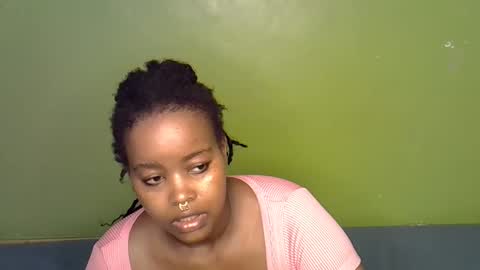 tamara_byb online show from December 2025 04:58:02 PM