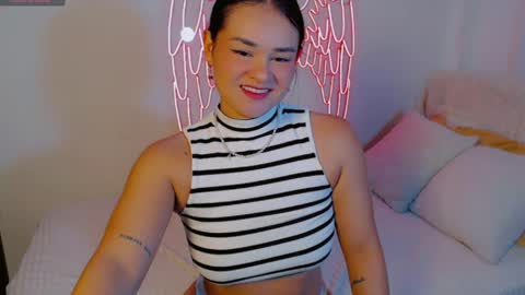 Snapshot of tamara_modelsss1 chatting on April 2026 01:25:01 AM Lovense is Active My pleasure is in your hands Private is Open online show from April 2026 01:25:01 AM