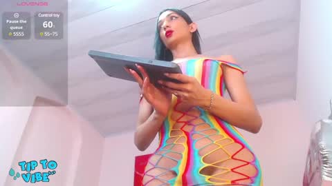 Snapshot of tamarafoxy_ chatting on December 2024 12:59:02 PM Tamara online show from December 2024 12:59:02 PM