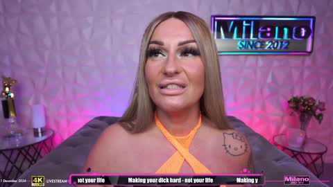 Snapshot of tamaramilano chatting on December 2024 12:23:01 PM TamaraMilano online show from December 2024 12:23:01 PM