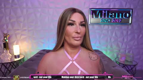 Snapshot of tamaramilano chatting on January 2025 09:23:02 AM TamaraMilano online show from January 2025 09:23:02 AM