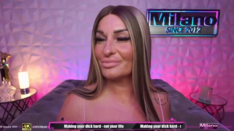 Snapshot of tamaramilano chatting on January 2025 04:55:02 PM TamaraMilano online show from January 2025 04:55:02 PM