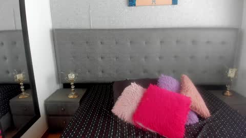 Tamy Vega online show from January 2025 05:11:01 PM