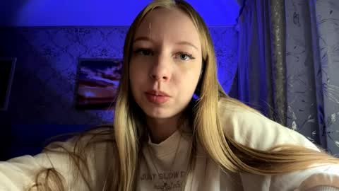 Snapshot of tammiglembocki chatting on April 2026 03:41:02 PM Jenny online show from April 2026 03:41:02 PM