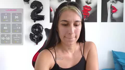 tammy  online show from October 2025 09:01:01 PM