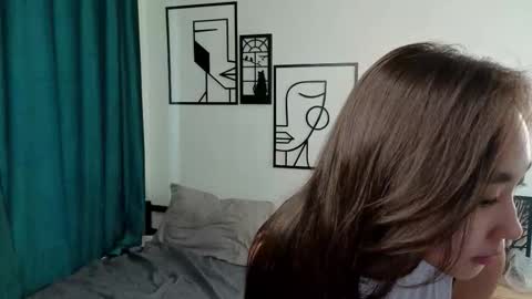 Snapshot of tammykrasovec chatting on March 2026 05:40:02 AM Minami online show from March 2026 05:40:02 AM