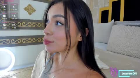 Snapshot of tamy_honey chatting on February 2025 10:11:02 PM Tamy online show from February 2025 10:11:02 PM