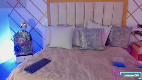 Snapshot of tamy_honey chatting on October 2025 01:40:01 AM Tamy online show from October 2025 01:40:01 AM