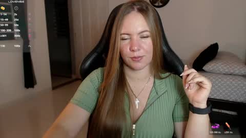 Snapshot of tamy_shine87 chatting on June 2026 12:01:02 AM Im Samy online show from June 2026 12:01:02 AM