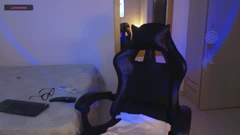 Snapshot of tana_lux chatting on March 2026 09:51:01 PM Aytana online show from March 2026 09:51:01 PM