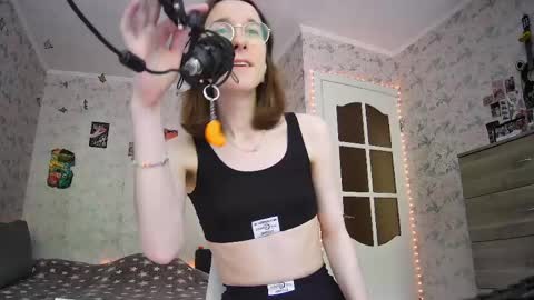 Snapshot of tangerine4dreams chatting on May 2026 10:22:01 AM Milena Kuprianova online show from May 2026 10:22:01 AM