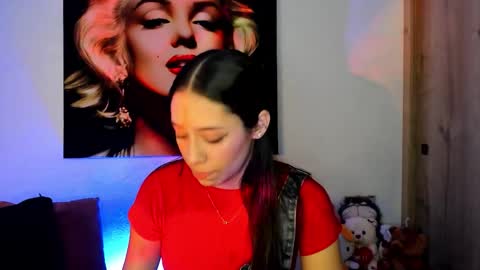 Snapshot of tania06 chatting on November 2025 01:00:02 PM tania06 online show from November 2025 01:00:02 PM